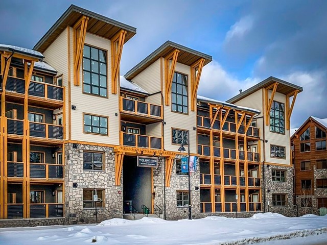 White Spruce Lodge Canmore Vacation Rentals Canmore