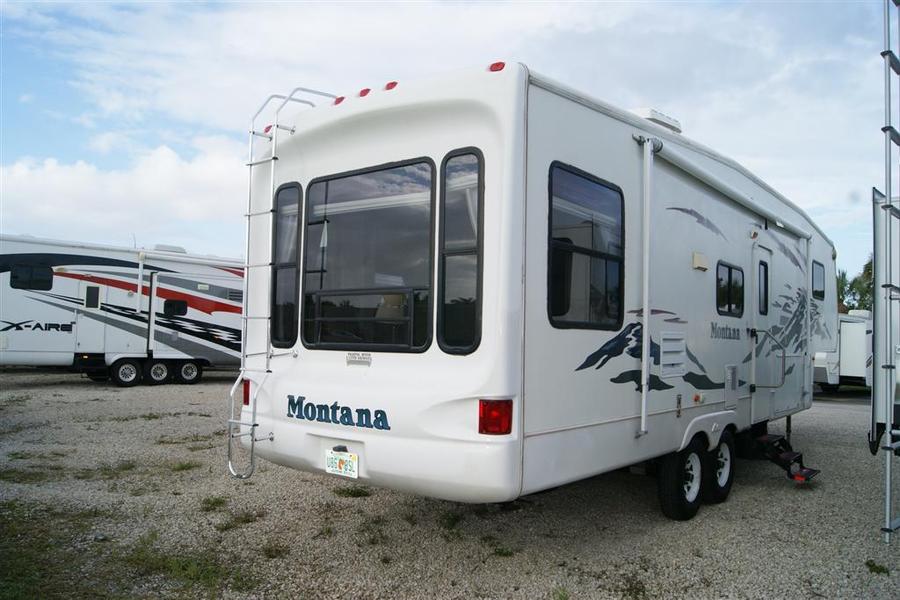 2004 Keystone Montana 3255RL Fifth Wheel (Stock 18027)